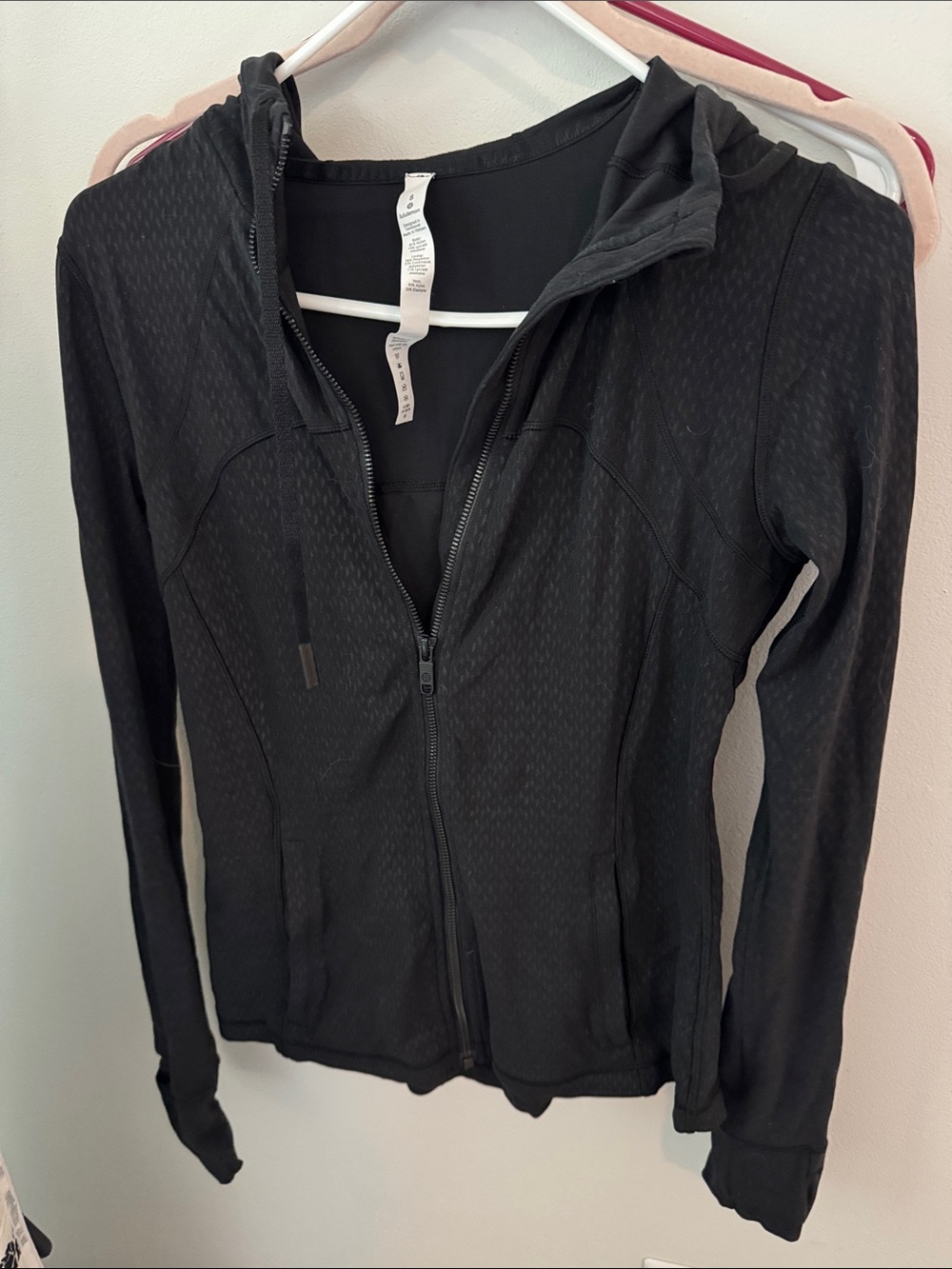 Lululemon jacket size 8